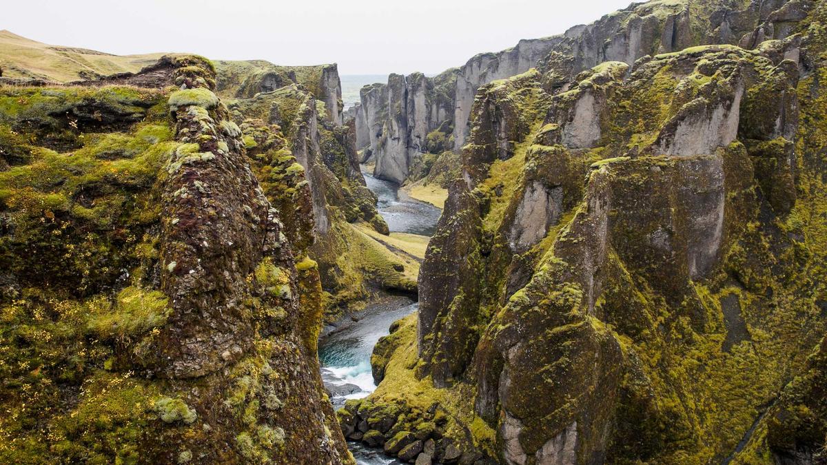 Exchange Inflows Hit Critical Levels: Bitcoin Volatility Alert